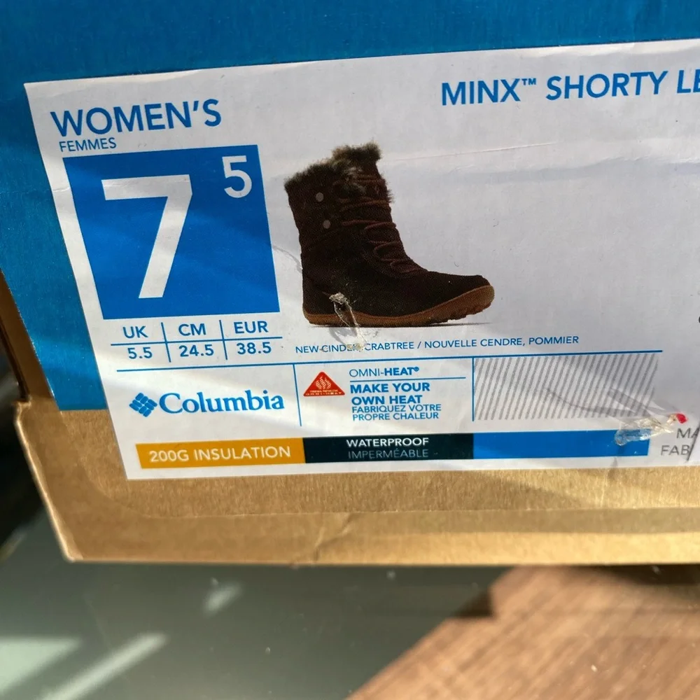 Columbia Minx Shorty Suede Winter Boots with Faux Fur (Waterproof) - Picture 9 of 10